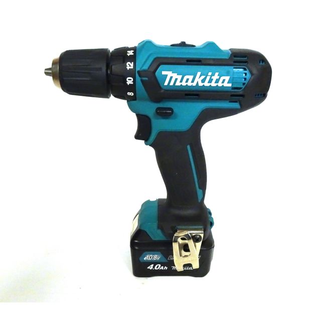 Bohrmaschine Makita 10,8 Volt 2 x 4,0 Ah  